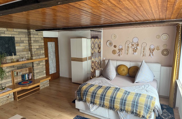 Cozy - Guest room