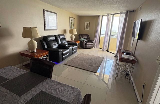 Cozy Gulf Island Resort Condo #603 in Hudson