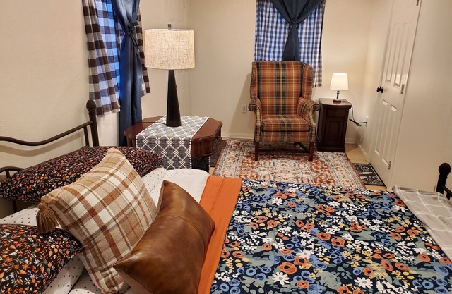 Cozy Haven at The Twin Peaks Lodge