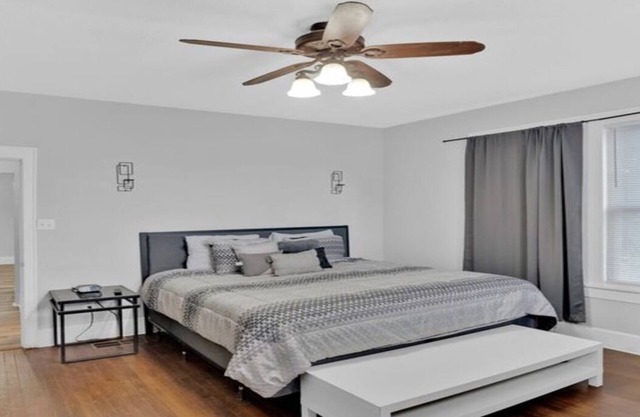 Cozy Historical 1 Bedroom Apartment