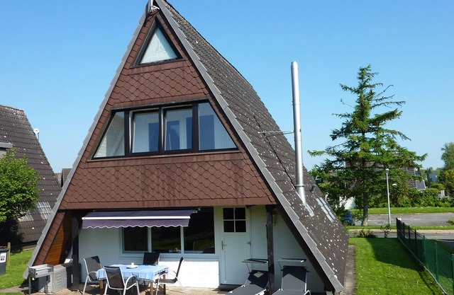 maison de vacances confortable, 200 m de la boucle, 7 km de la mer Baltique, amis à quatre pattes bienvenus