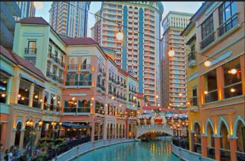 Cozy Home at Venice Luxury BGC