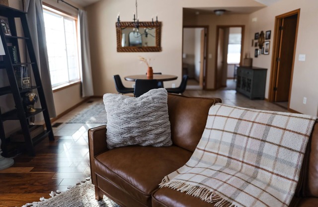 Cozy Home in Belgrade, Close to Skiing and Airport, King Sized Bed