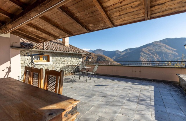 Maison confortable à Comano avec WiFi