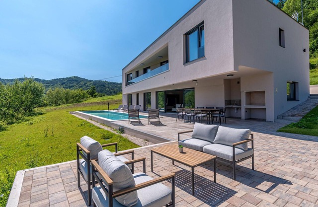 Maison confortable à Glavanovici