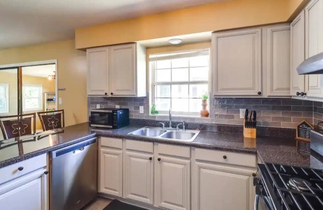 Cozy Home in Silver Springs Shores in Ocala, FL