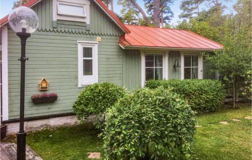 Cozy Home In Stavsnäs With Wifi