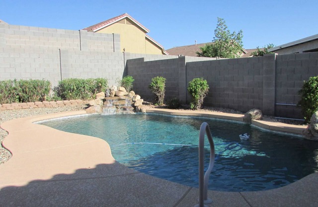 Cozy home near freeways w/ pool, BBQ
