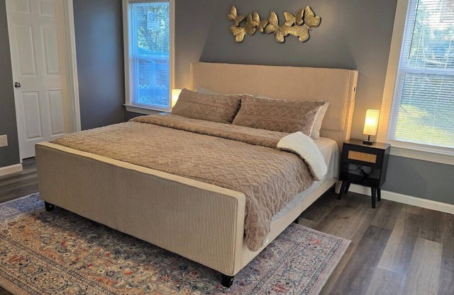 Cozy Home | Sleep 6 | off I-10