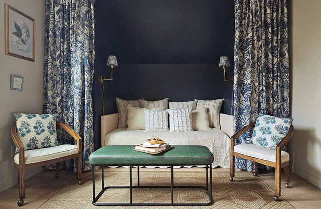 Cozy Hotel-Style Stay w/Gift Store & Event Space