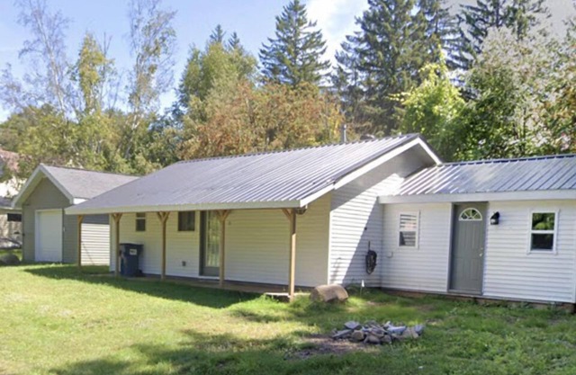 Petite maison à Montréal, WI (région de Hurley, WI / Ironwood, MI)