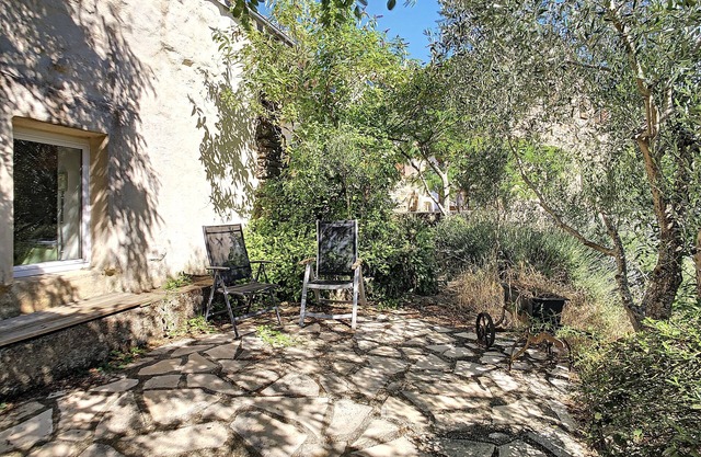 Maison avec vue panoramique et piscine partagée