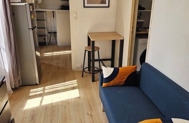 Cozy Ivry1