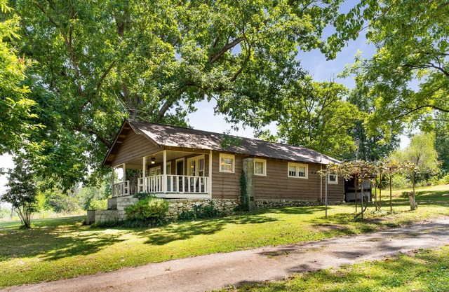 Cozy Lake Cottage à Soddy Daisy