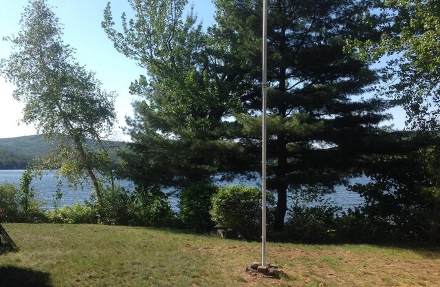 Retraite confortable au bord du lac