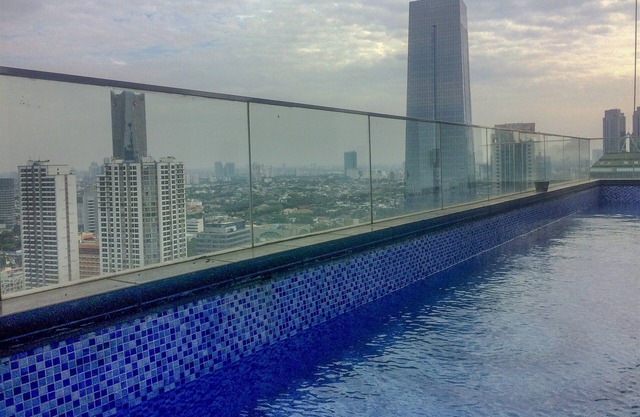 Cozy Living And Tidy 2Br Ciputra World 2 Apartment