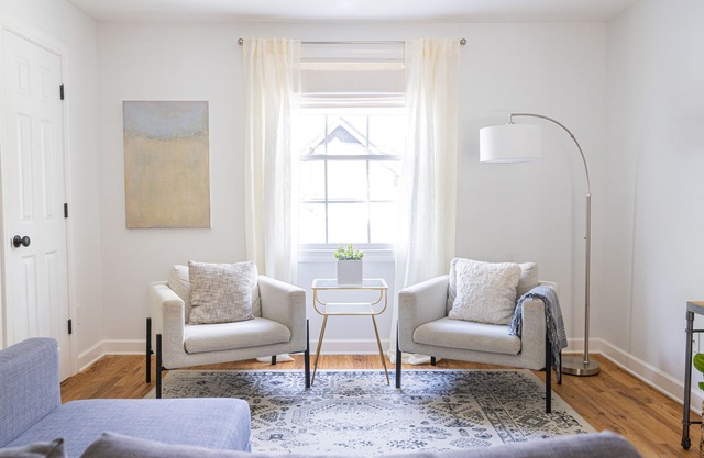 Cozy Loft Space in 12 South near Belmont & Lipscomb ~ 10 min from Downtown