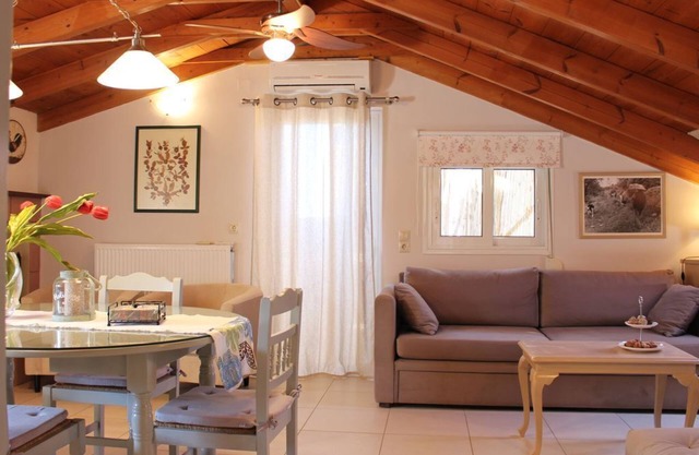 Loft neuf et confortable avec vue illimitée à 3 'de la mer