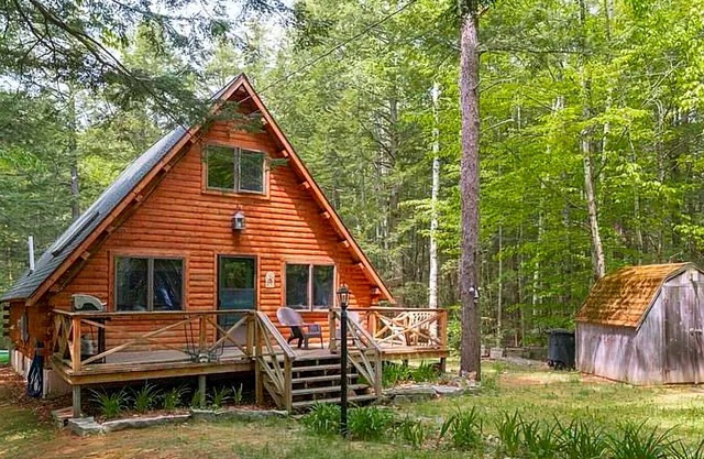 Cozy Log Cabin Belgrade Lakes Rome Maine
