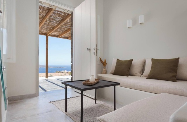 Cozy Maisonette Kythea Suites Kythnos