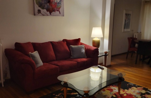 Cozy Midtown Apartment with Private Patio