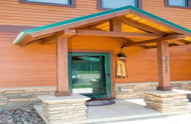 Cozy Mountain Retreat