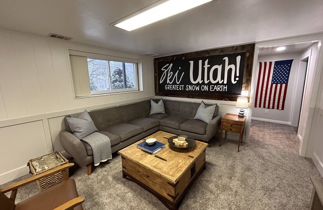 Cozy Mountain Retreat - Snowbasin, Skiing, Biking, Hiking, Fishing