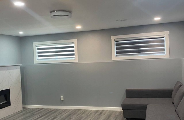 Cozy Newly Renovated Fully Furnished Bsmt Suite with separate entrance
