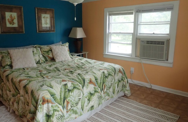 Cozy, Pet-Friendly Apartment