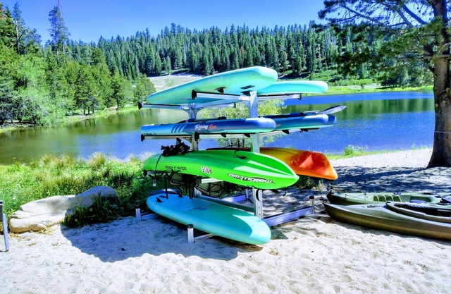 Cozy Pinecrest-Dodge Ridge Area Summer/Winter Fun Resort with King-Size Bed!
