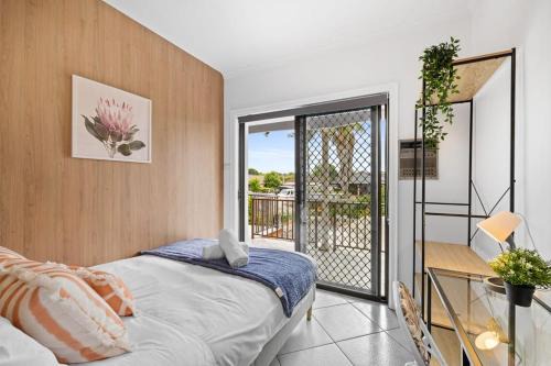 Cozy Private Single Room in Bankstown - Near Transport & Shops - Shared Bathroom