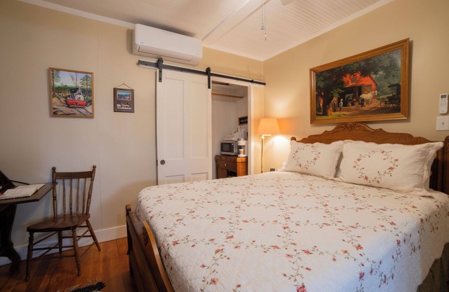 Historic Cottage: RV space, Yosemite, Dodge Ridge, Pinecrest,Columbia State Park