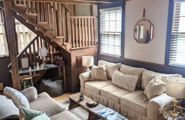Cozy Quechee Corner Cabin