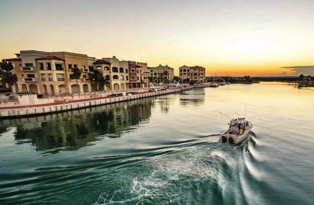 Cozy Retreat, 5 minutes to Juanillo Beach at Fishing Lodge Marina Cap Cana!