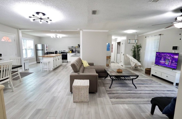 Cozy retreat offers the perfect blend of Southern Charm and modern convenience