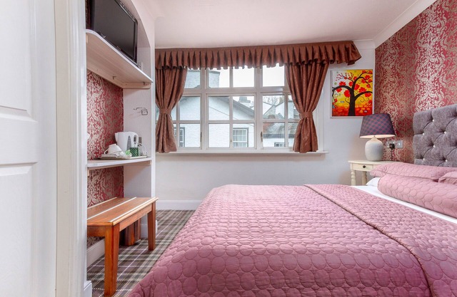 Chambre confortable avec lit double près du lac Windermere 8