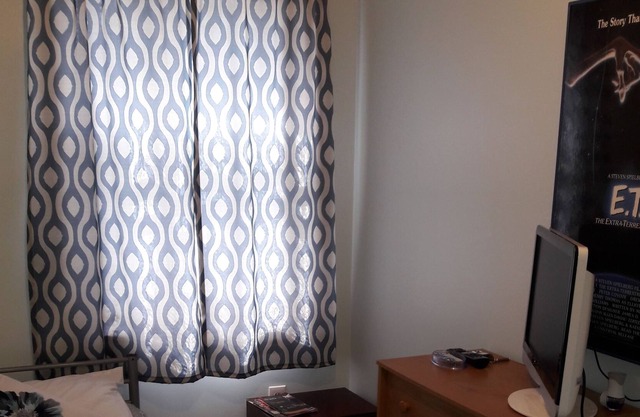 Chambre confortable dans une maison de ville (une personne)