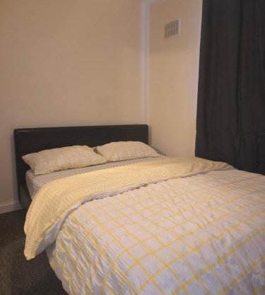 Cozy room in Wolverhampton city centre