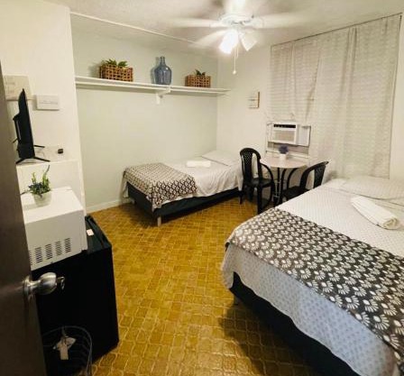 Cozy Room with 2 twin beds in SanJuan metro area