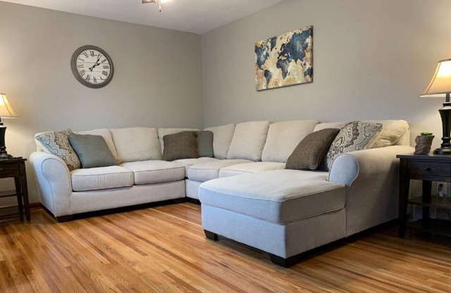 Cozy's Bungalow 2