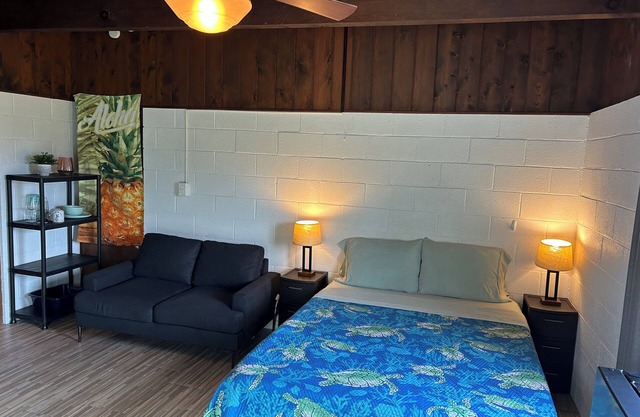 Cozy studio in charming Pāhoa with WiFi access