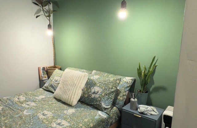 The STUDIO is a quiet space great to relax it has a bathroom with a shower.