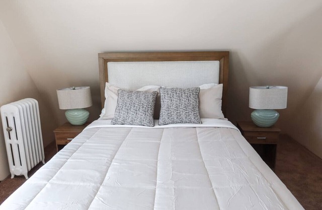 Cozy studio with AC and WiFi in nice West Orange