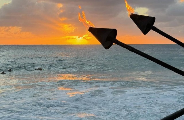 Cozy studio with WiFi and AC that is within walking distance of Magic Sands Bch