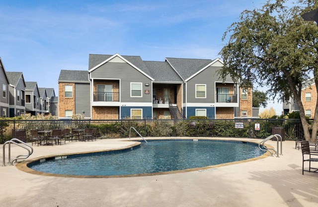 Cozy Suite in the Heart of Midland!
