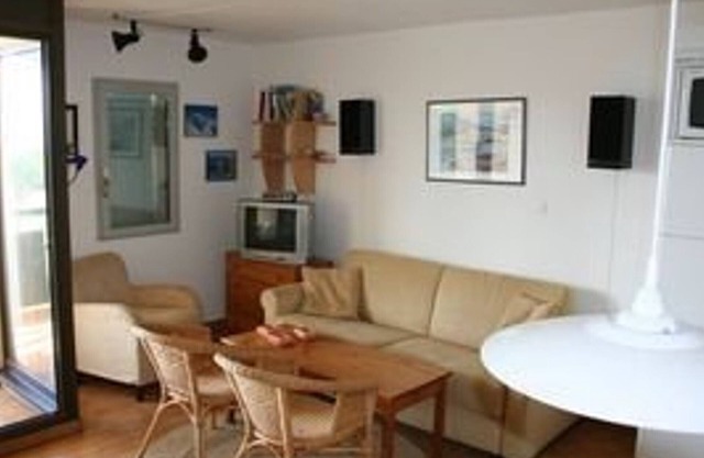 Appartement T2 Cabine 6 Couchages avec Terrasse et Accès Piscine au Barcarès