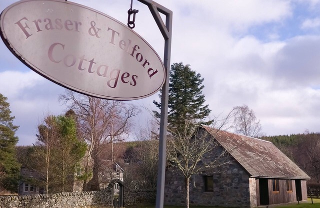 Cozy Telford Cottage Retreat in Insh, Cairngorms for Couples