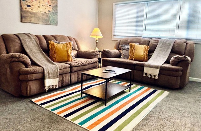 cozy travelers retreat budget friendly 2 bedroom/13mins from osu and downtown