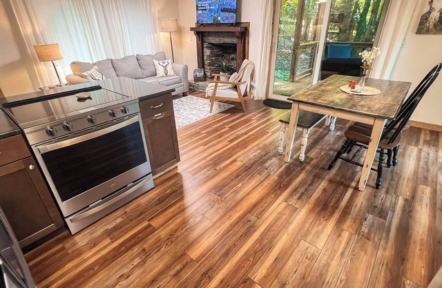 Cozy Up in the Carolina Mtns–Your Perfect Winter Escape Awaits @ Shady Grove