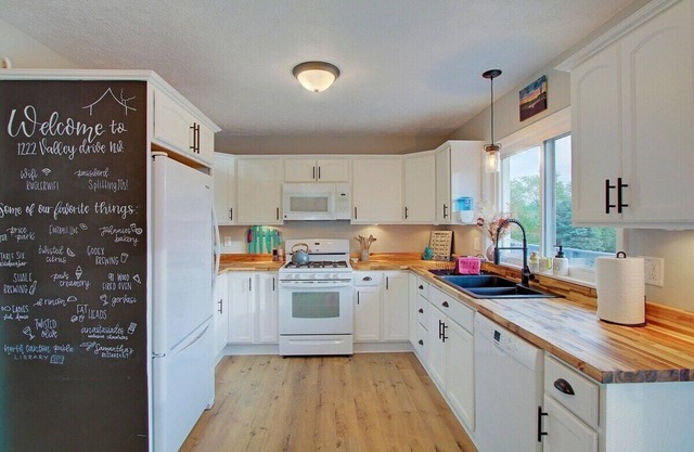 Cozy Updated Home W/ Rec Room & Large Backyard.